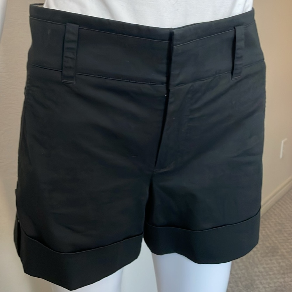 Vince Women’s short size-0